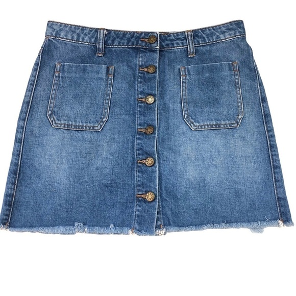 UO BDG Denim Mini Skirt Button Front Patch Pocket Sz M Medium Wash 100% Cotton - Picture 2 of 7